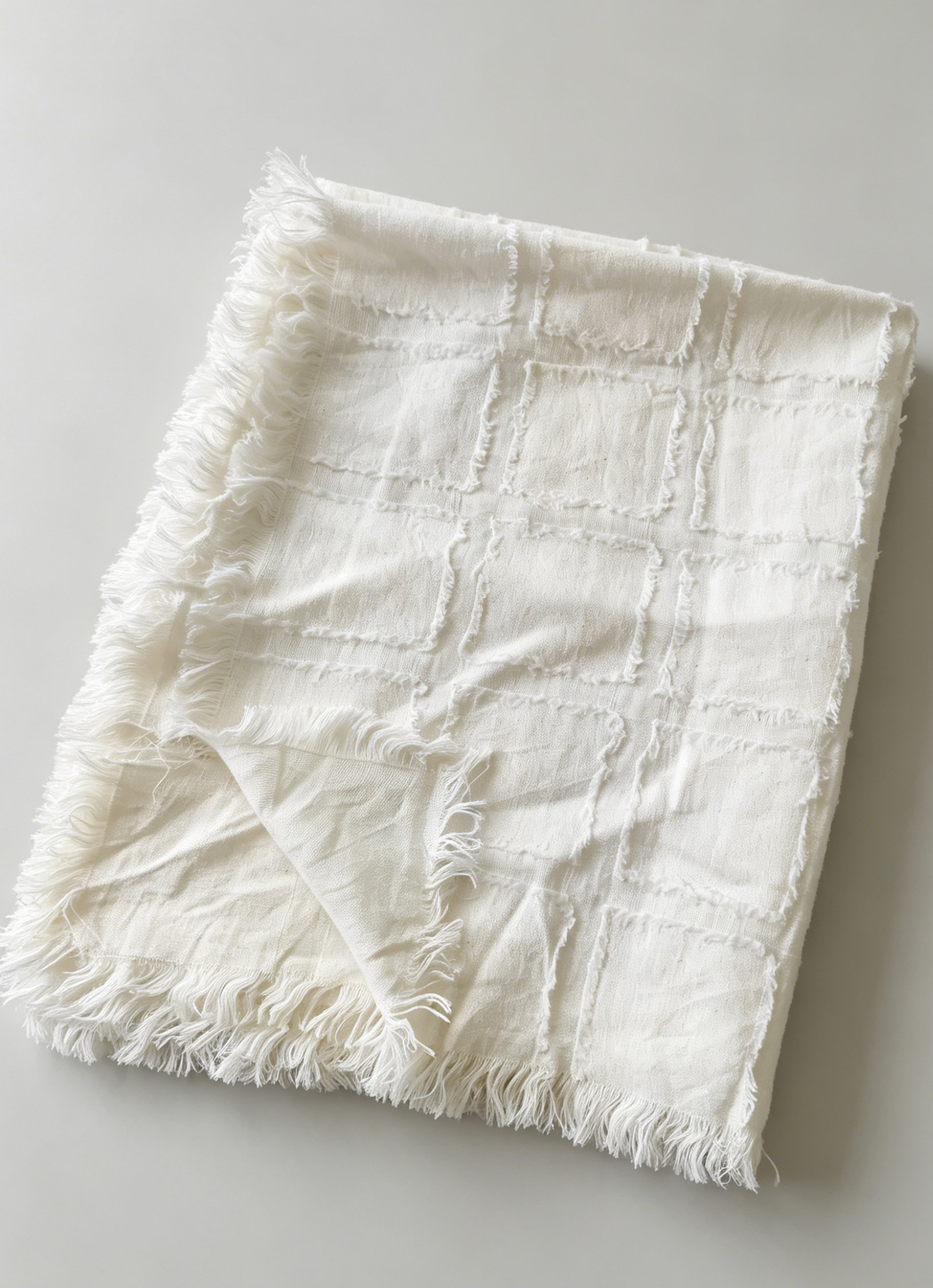 270gsm Bleached White Lattice Frayed Linen Throw | OEKO‑TEX & European Flax Certified